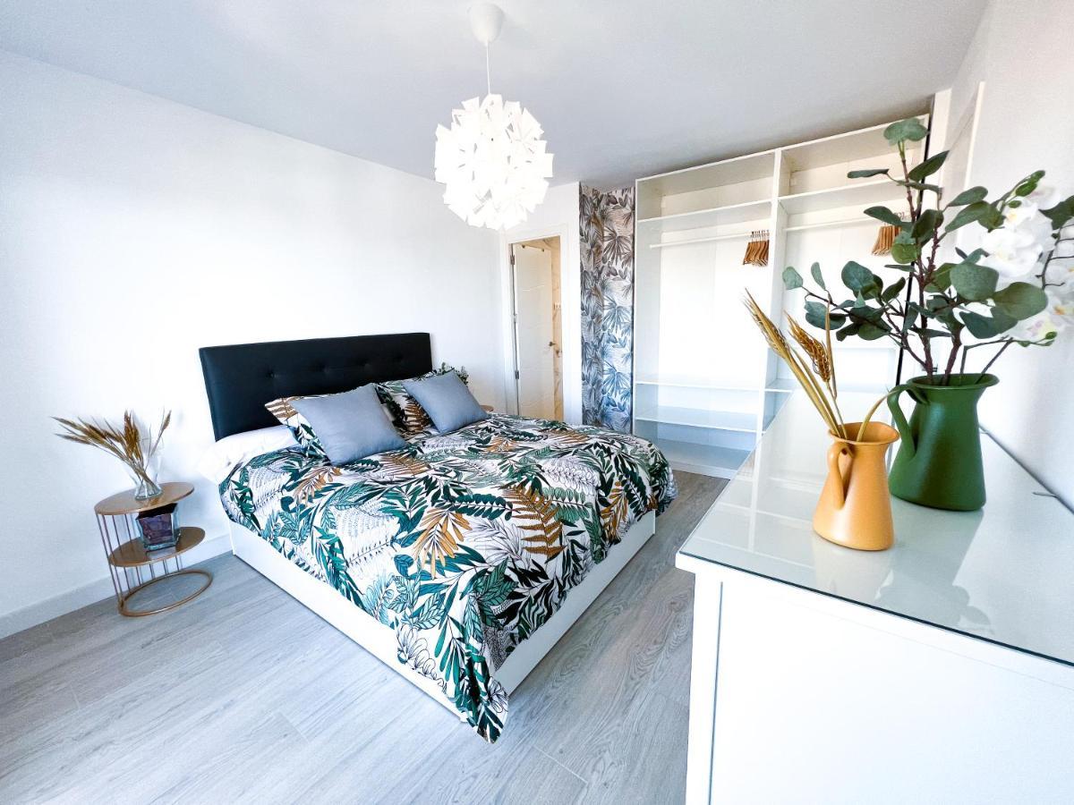 Apartamento A 900 M De La Playa Y Con Vistas Al Mar En Fuengirola Exterior photo