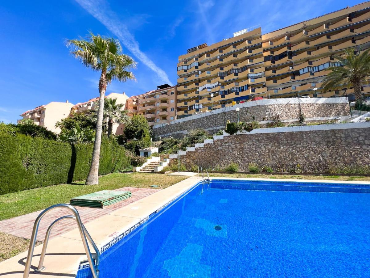 Apartamento A 900 M De La Playa Y Con Vistas Al Mar En Fuengirola Exterior photo