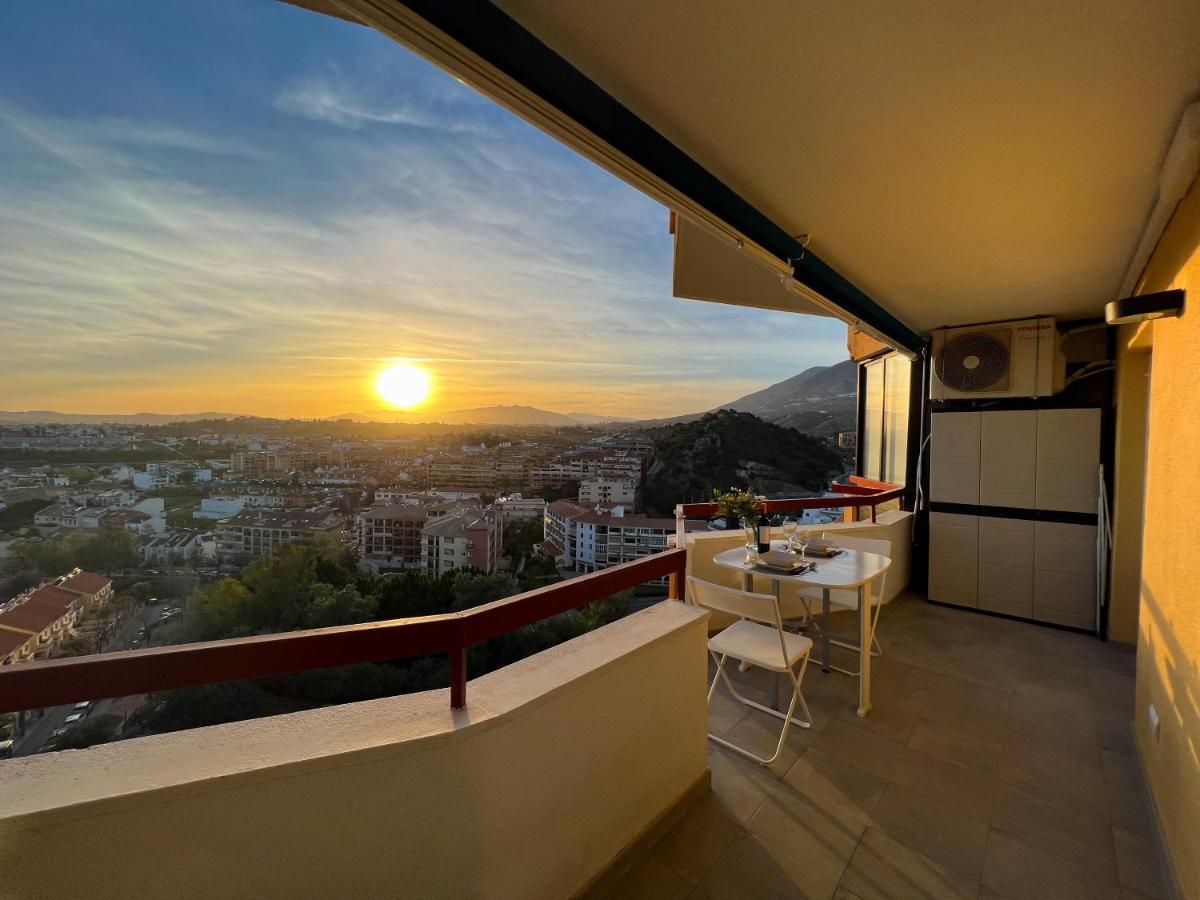 Apartamento A 900 M De La Playa Y Con Vistas Al Mar En Fuengirola Exterior photo
